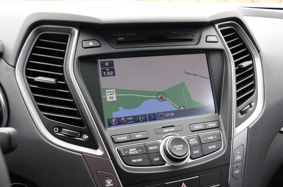  Hyundai Santa Fe Sport 2013 года  (фото 16 из 67)